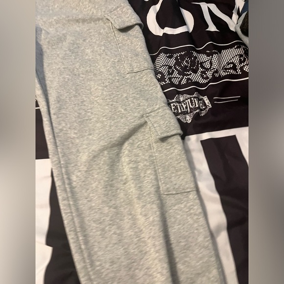 Gray Cargo Sweatpants - Picture 3 of 7